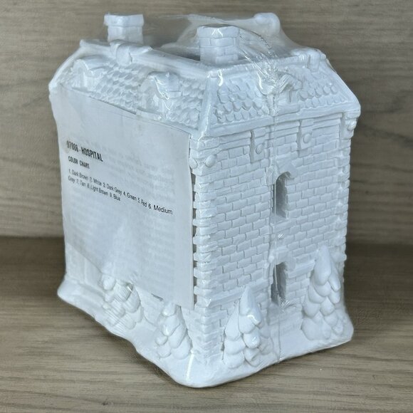 Creative Crafts Ready to Paint Hospital 97006 House Vintage NEW/Sealed - Picture 5 of 12